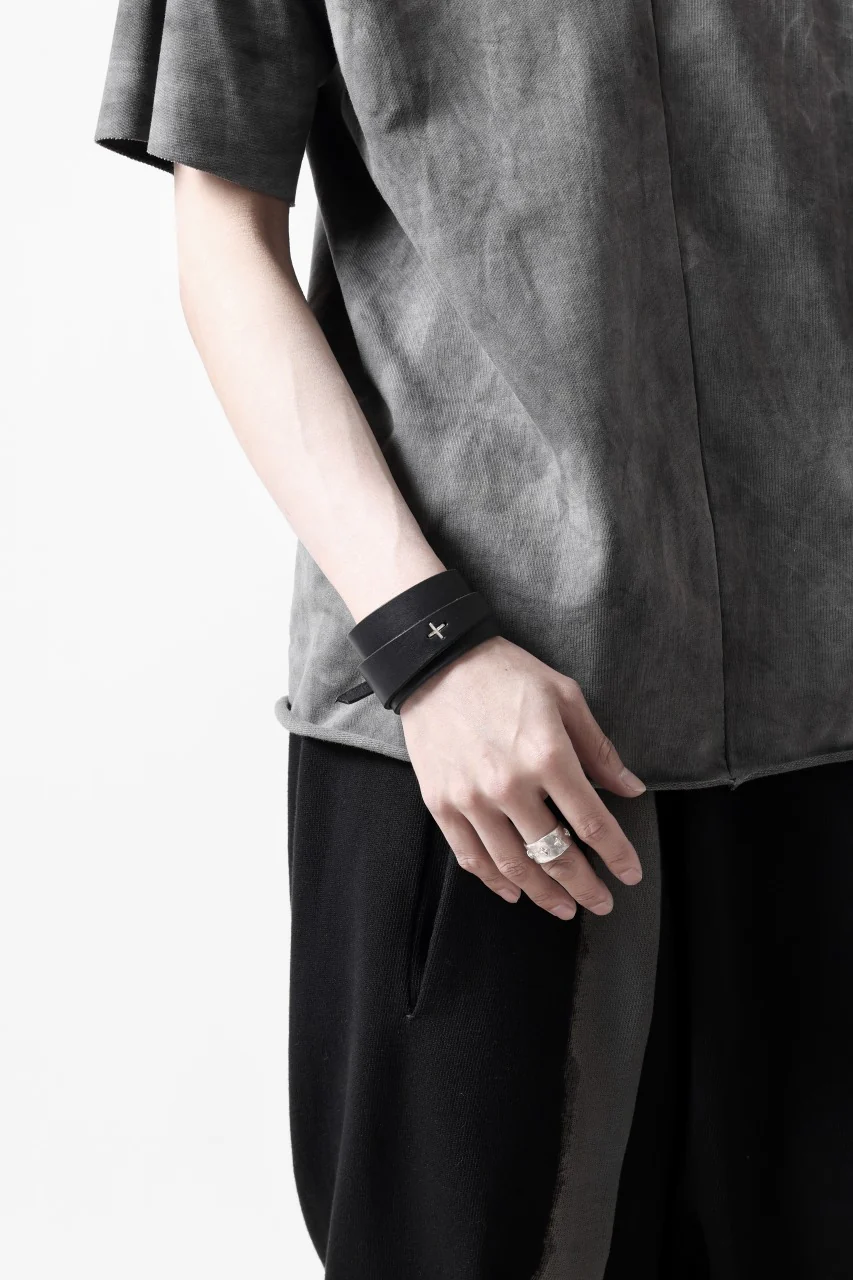 m.a+ croissant wrist band #2 / A-F0K3/GR3,0 (BLACK) - Image 7