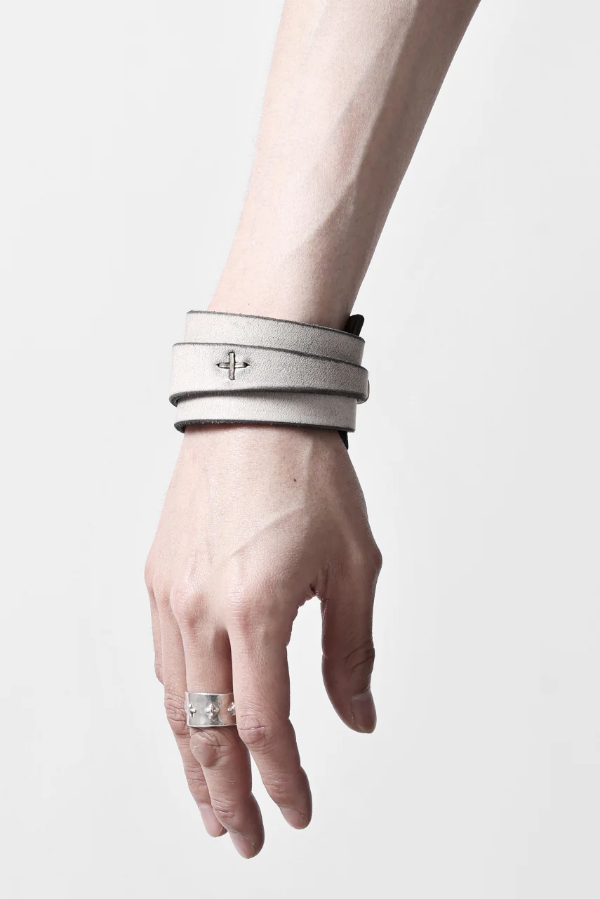m.a+ croissant wrist band #2 / A-F0K3/GR3,0 (CARBON) - Image 2
