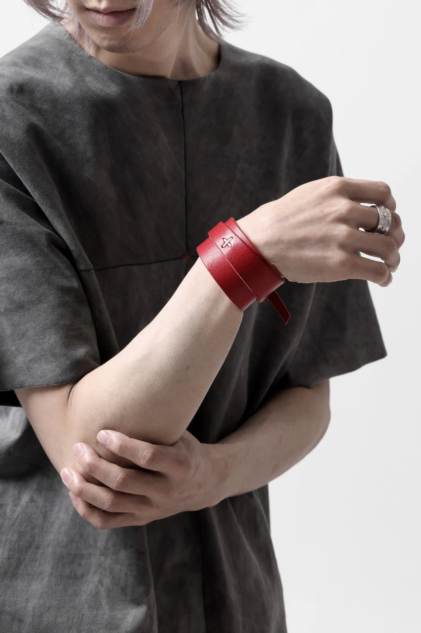 m.a+ croissant wrist band / A-F0K3/GR3,0 (CHILI RED) - Image 17