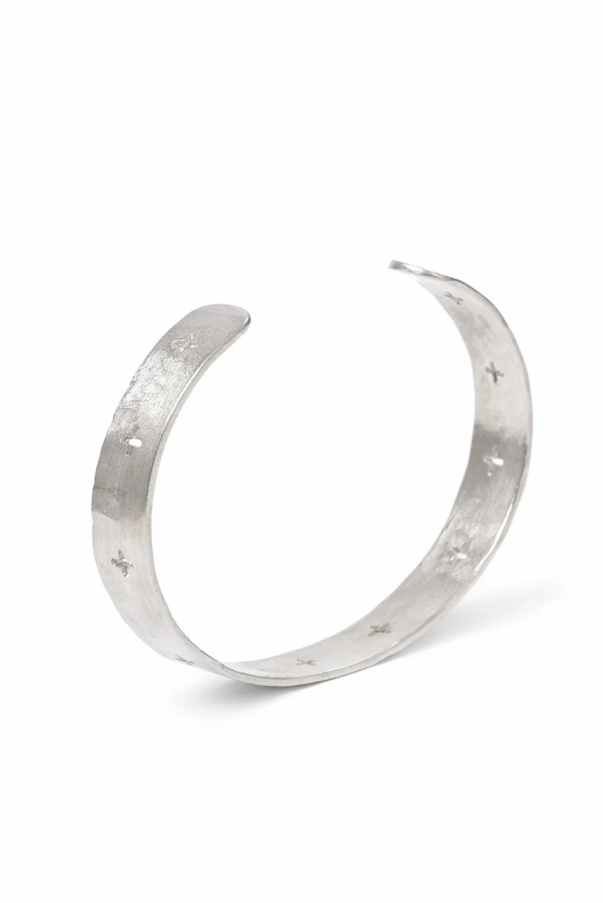 m.a+ cross punched silver bracelet / AB15/AG (SILVER) - Image 11