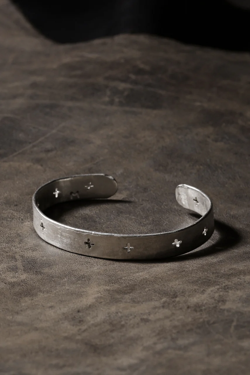 m.a+ cross punched silver bracelet / AB15 AG (SILVER) - Image 14