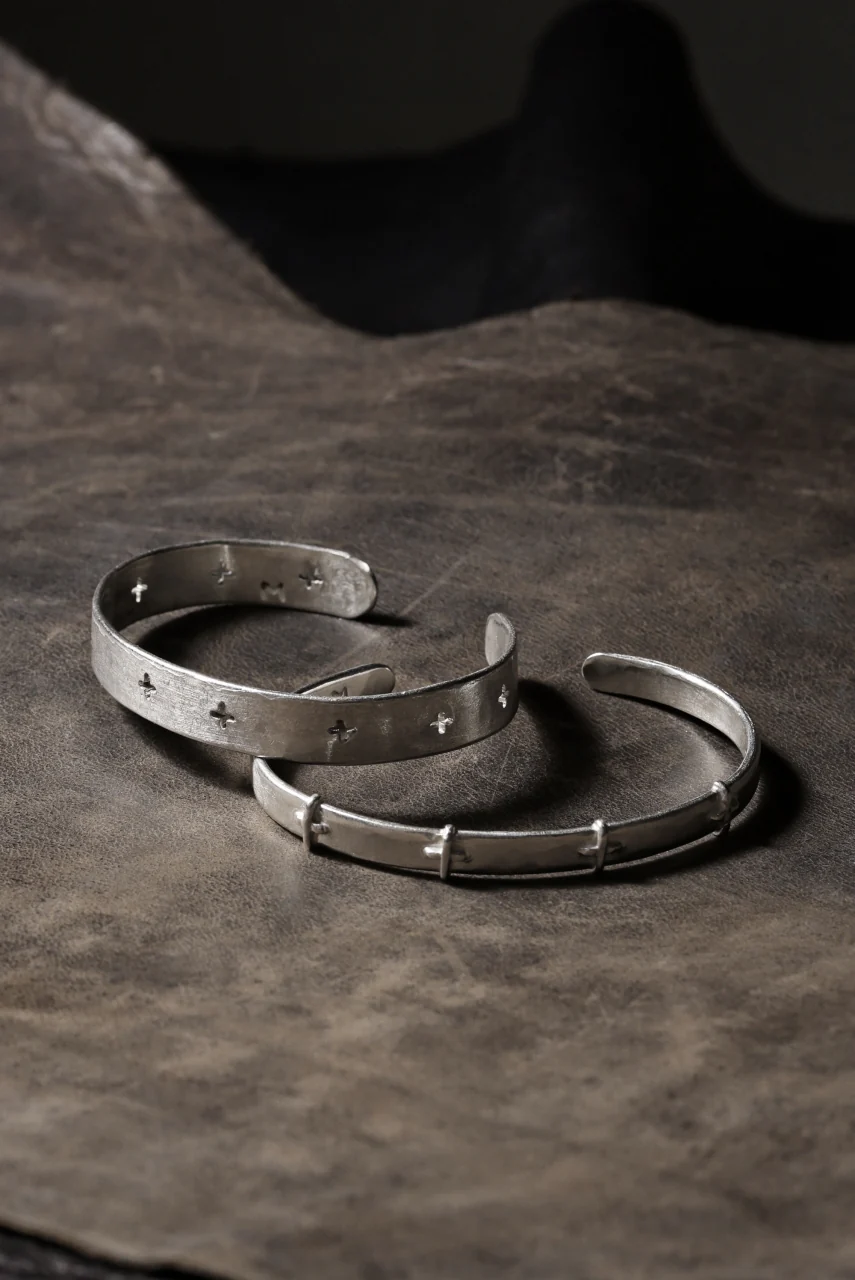 m.a+ cross punched silver bracelet / AB15 AG (SILVER) - Image 20