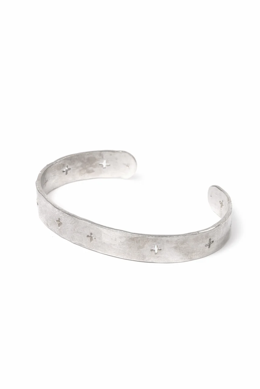 m.a+ cross punched silver bracelet / AB15/AG (SILVER) - Image 3