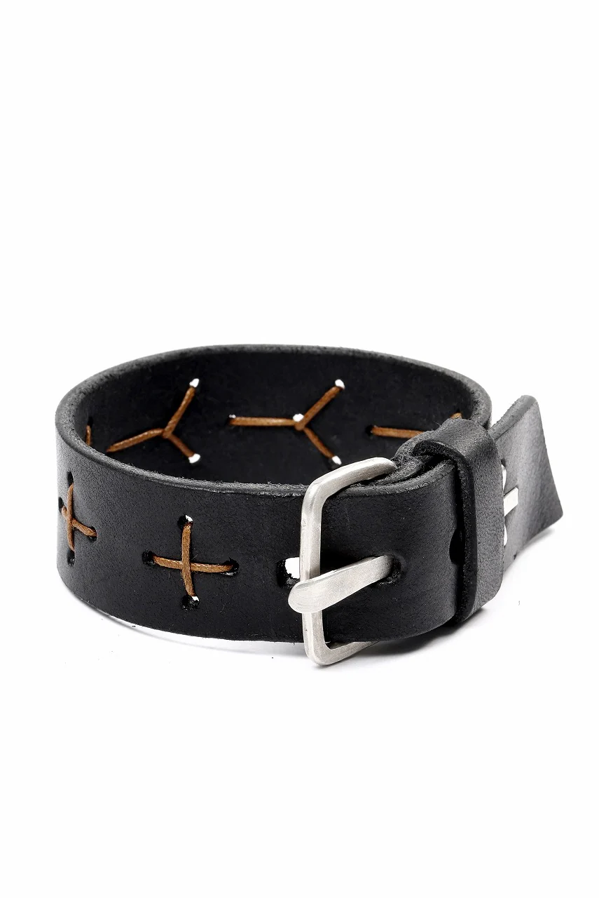 m.a+ cross stitched med wrist band / A-F8E1 GR 3,0 (BLACK) - Image 4