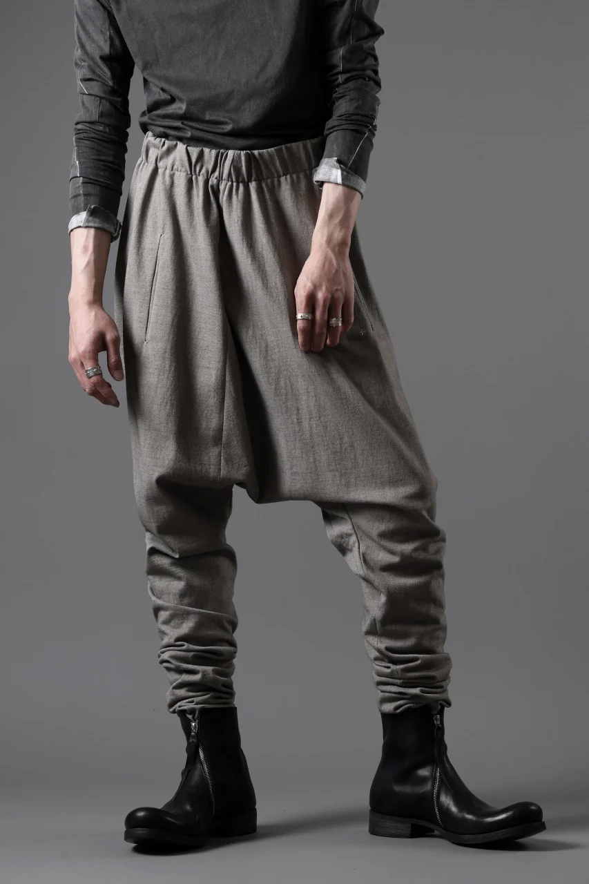 m.a+ elastic waist low crotch 2 pocket pants / P571/MJP1 (LIGHT CARBON) - Image 2