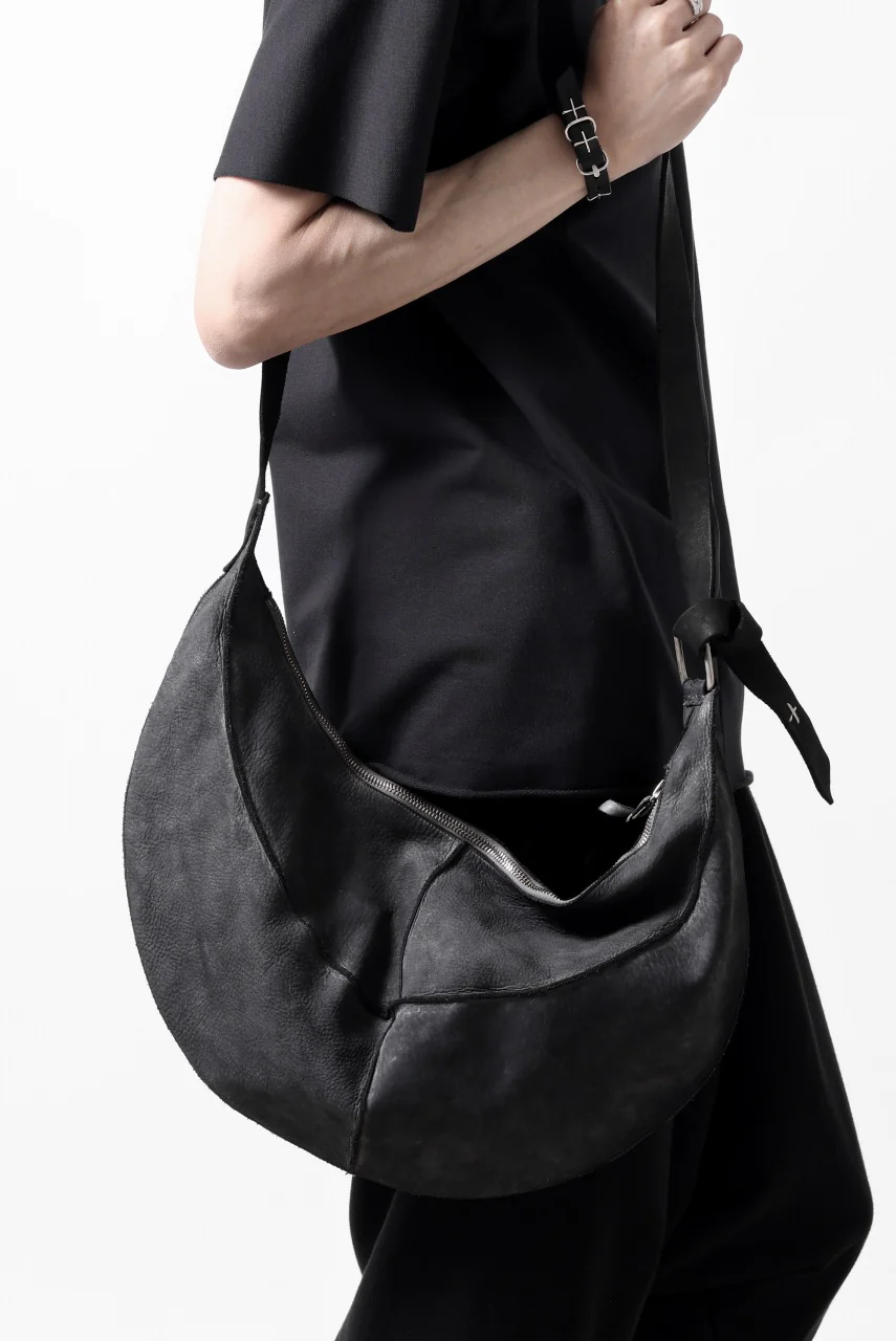 m.a+ medium banana belt bag / BO250/VOP1,2 (BLACK) - Image 30