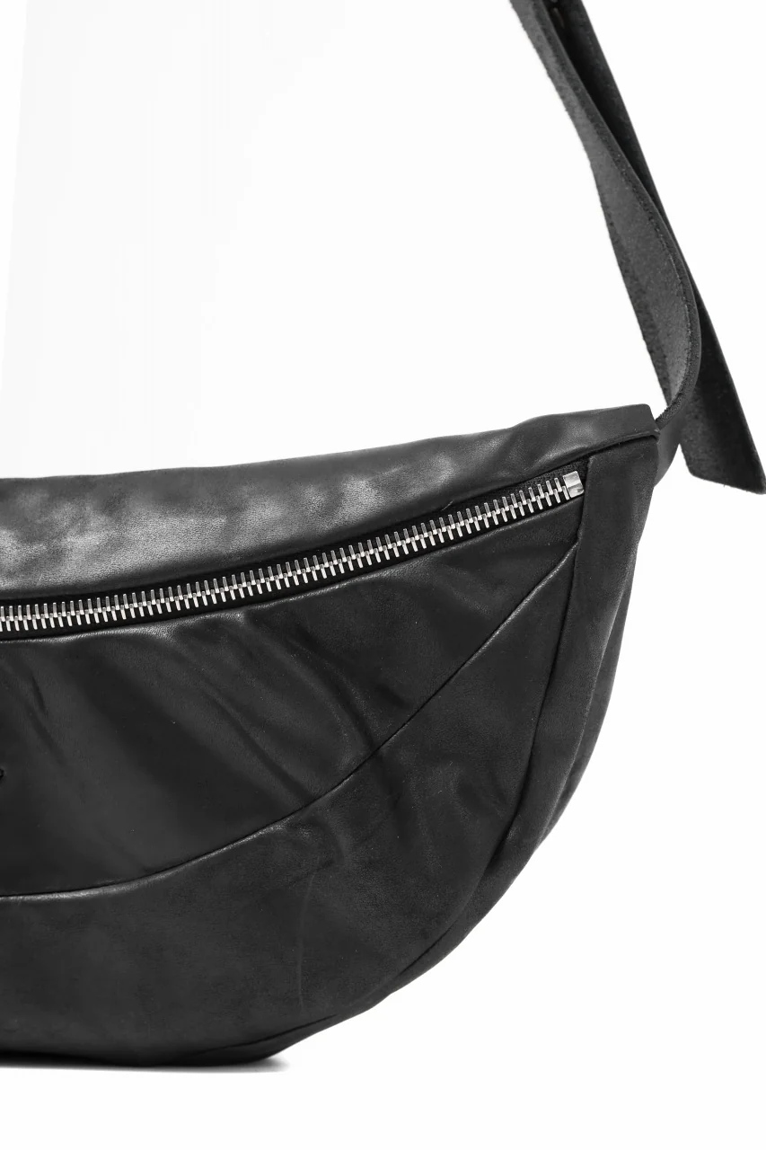 m.a+ medium slice belt bag / BY202/CUP0,7 (BLACK) - Image 10
