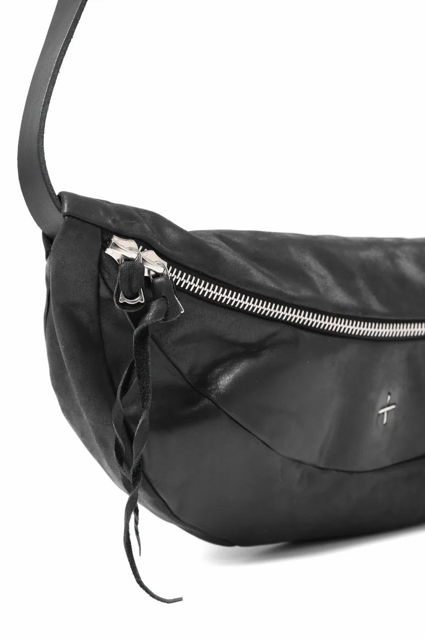 m.a+ medium slice belt bag / BY202/CUP0,7 (BLACK) - Image 11