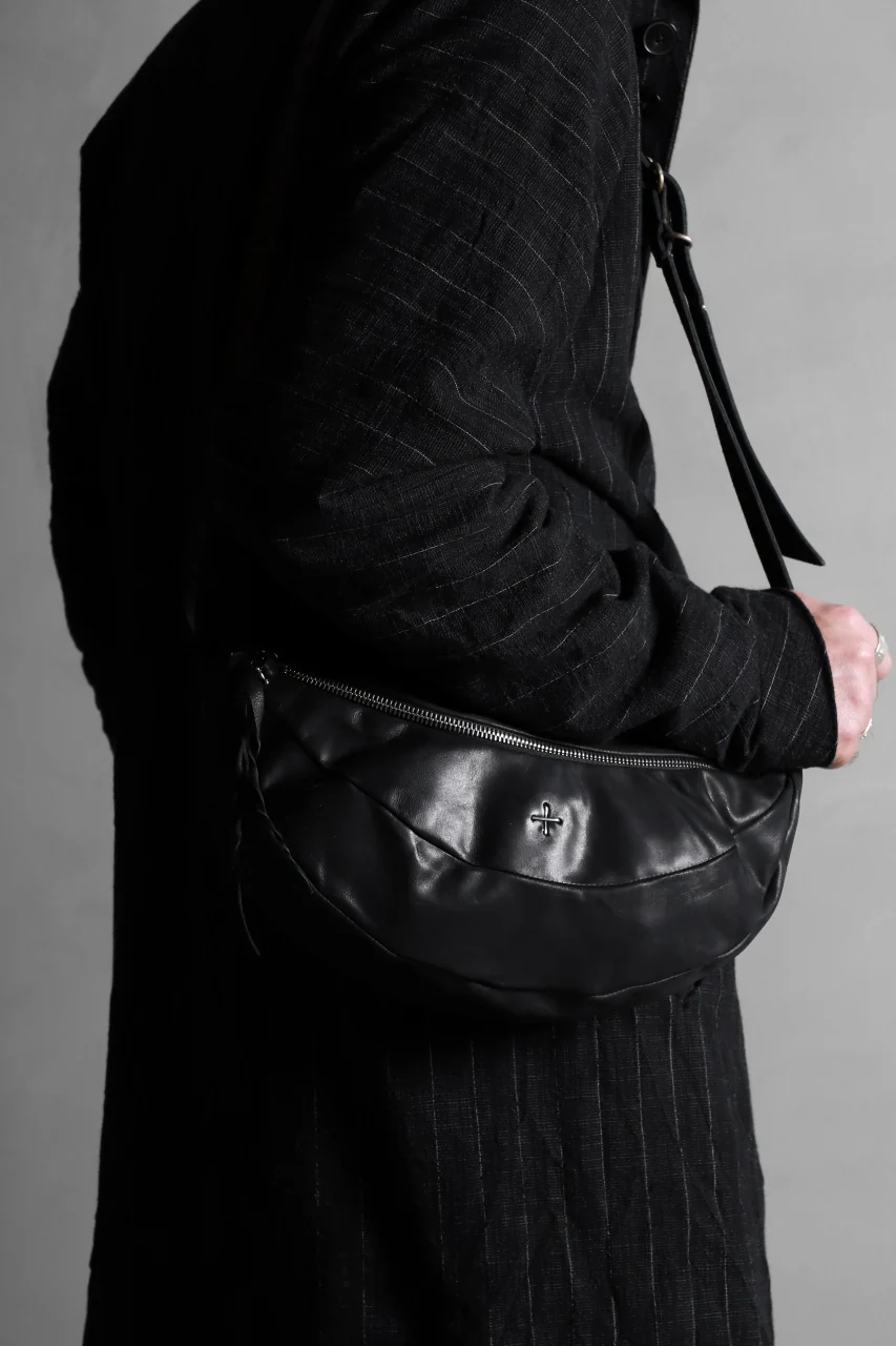 m.a+ medium slice belt bag / BY202/CUP0,7 (BLACK) - Image 23