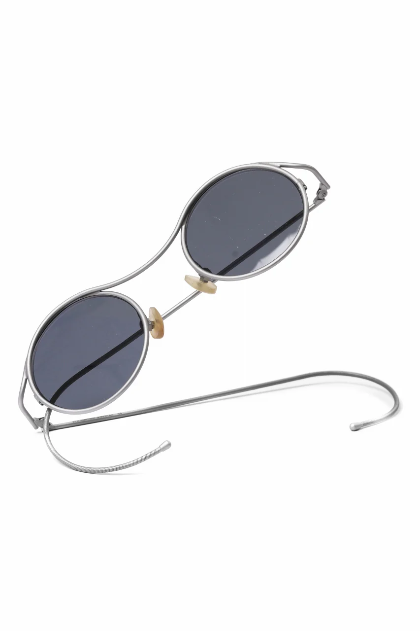 m.a+ one piece round glasses / OO300/TI (M.TITAN/BLACK) - Image 12