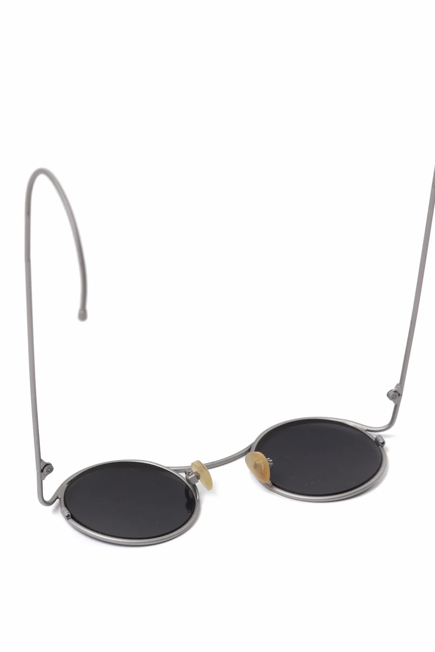 m.a+ one piece round glasses / OO300/TI (M.TITAN/BLACK) - Image 13