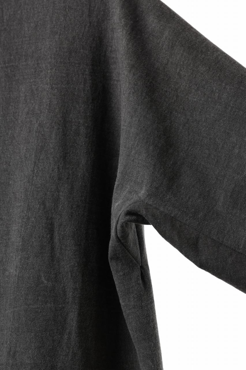 m.a+ one piece short sleeve t-shirt / T211C/MJP1 (CARBON) - Image 13