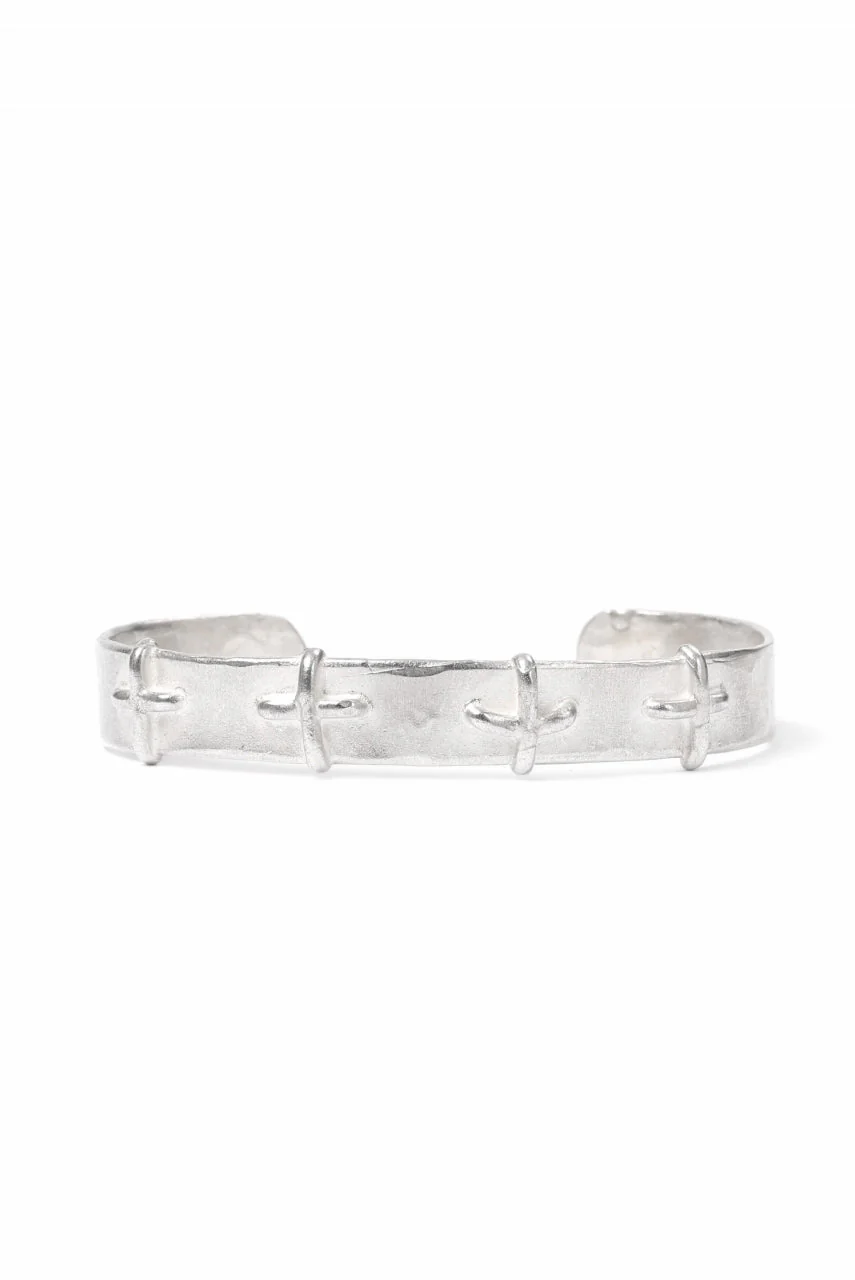 m.a+ silver stitched cross bracelet / AB18/AG (SILVER)