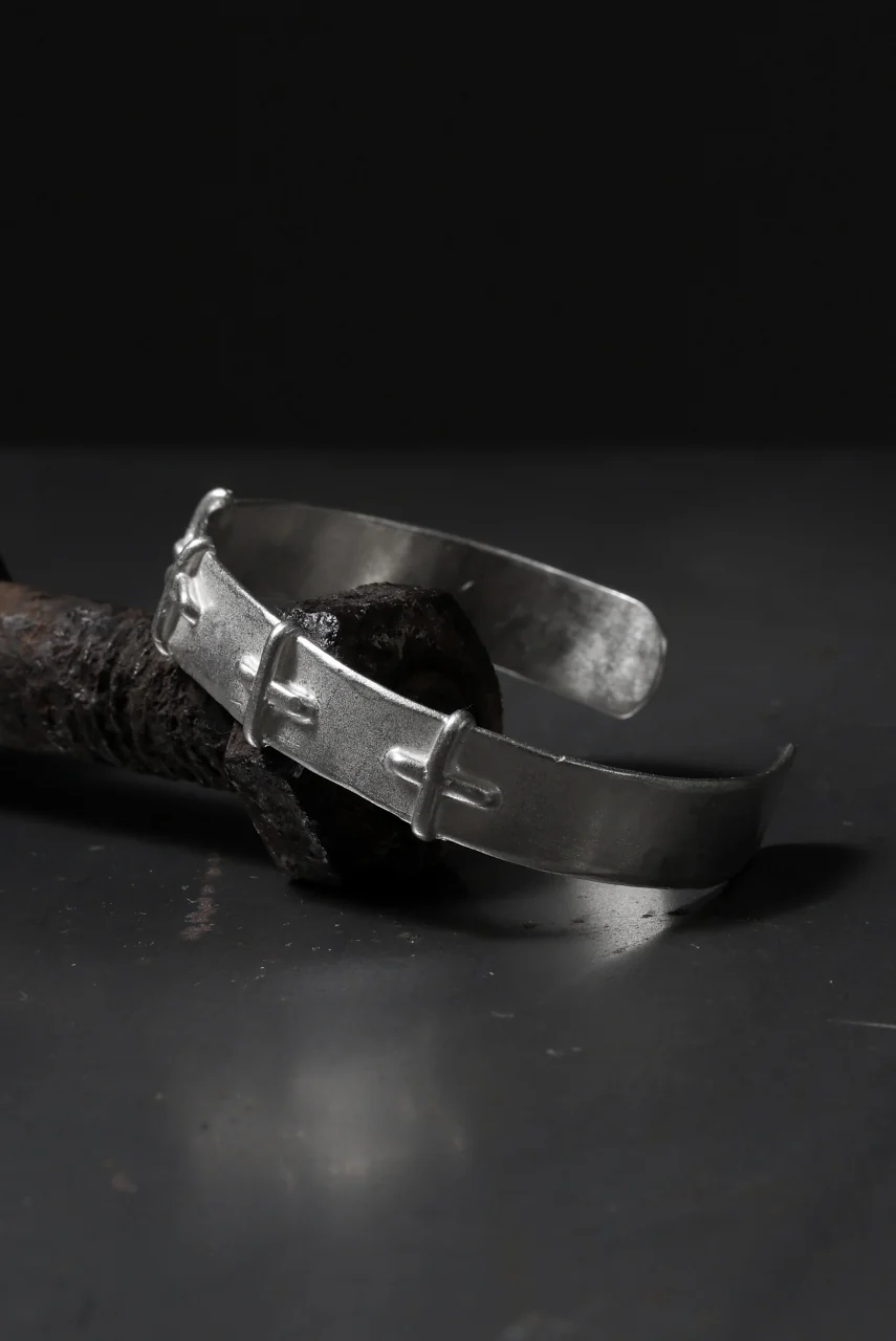 m.a+ silver stitched cross bracelet / AB18/AG (SILVER) - Image 13