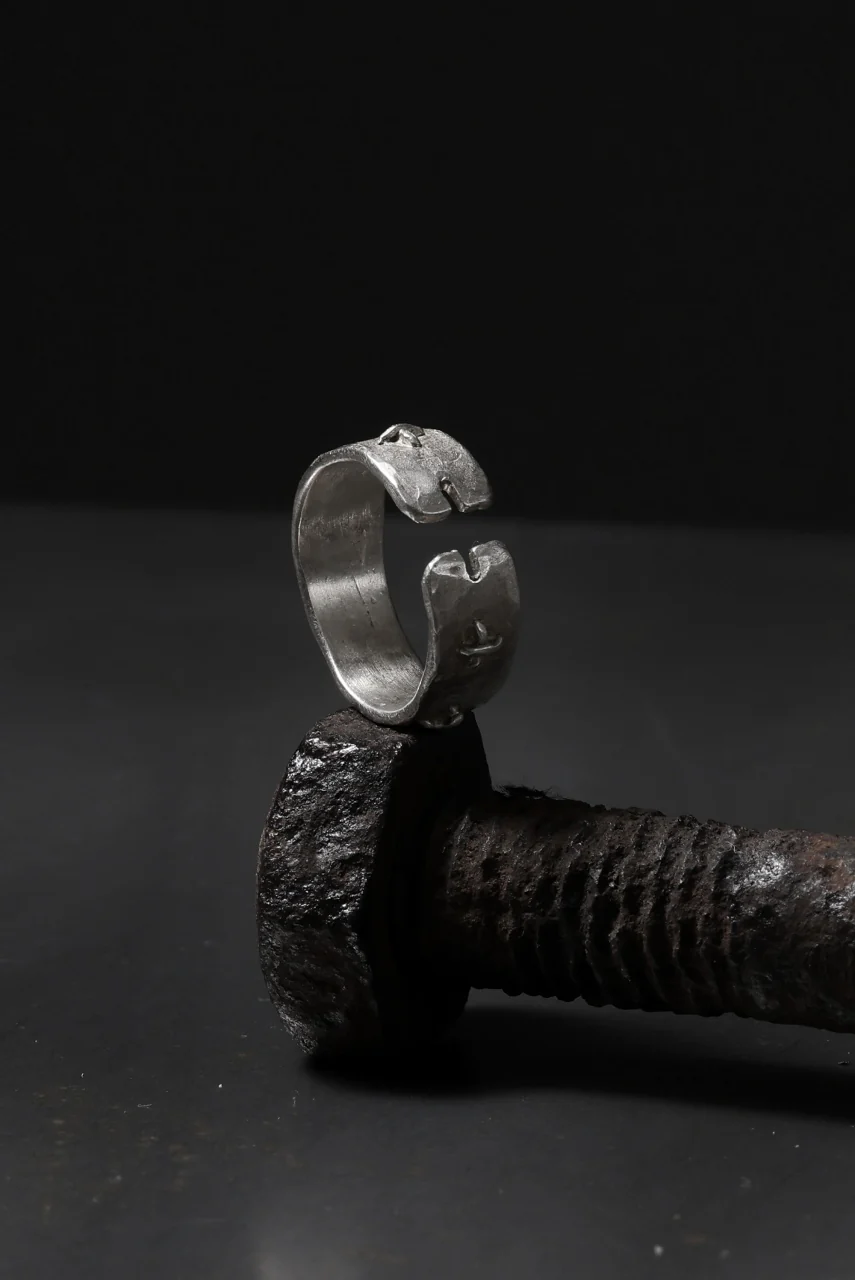 m.a+ silver stitched multiple cross ring / AG518/AG (SILVER) - Image 21