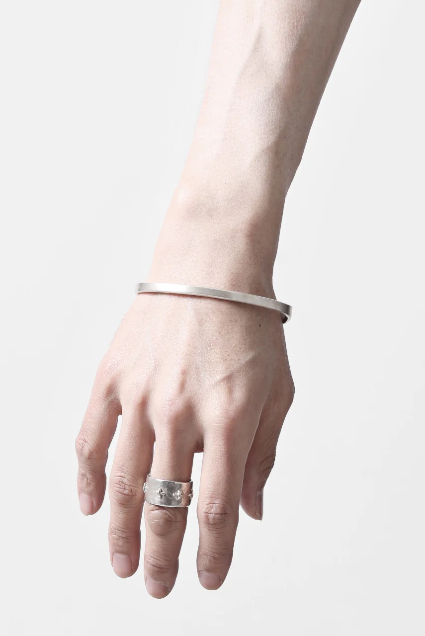 m.a+ stitched cross silver bangle / AB11/AG (SILVER) - Image 17