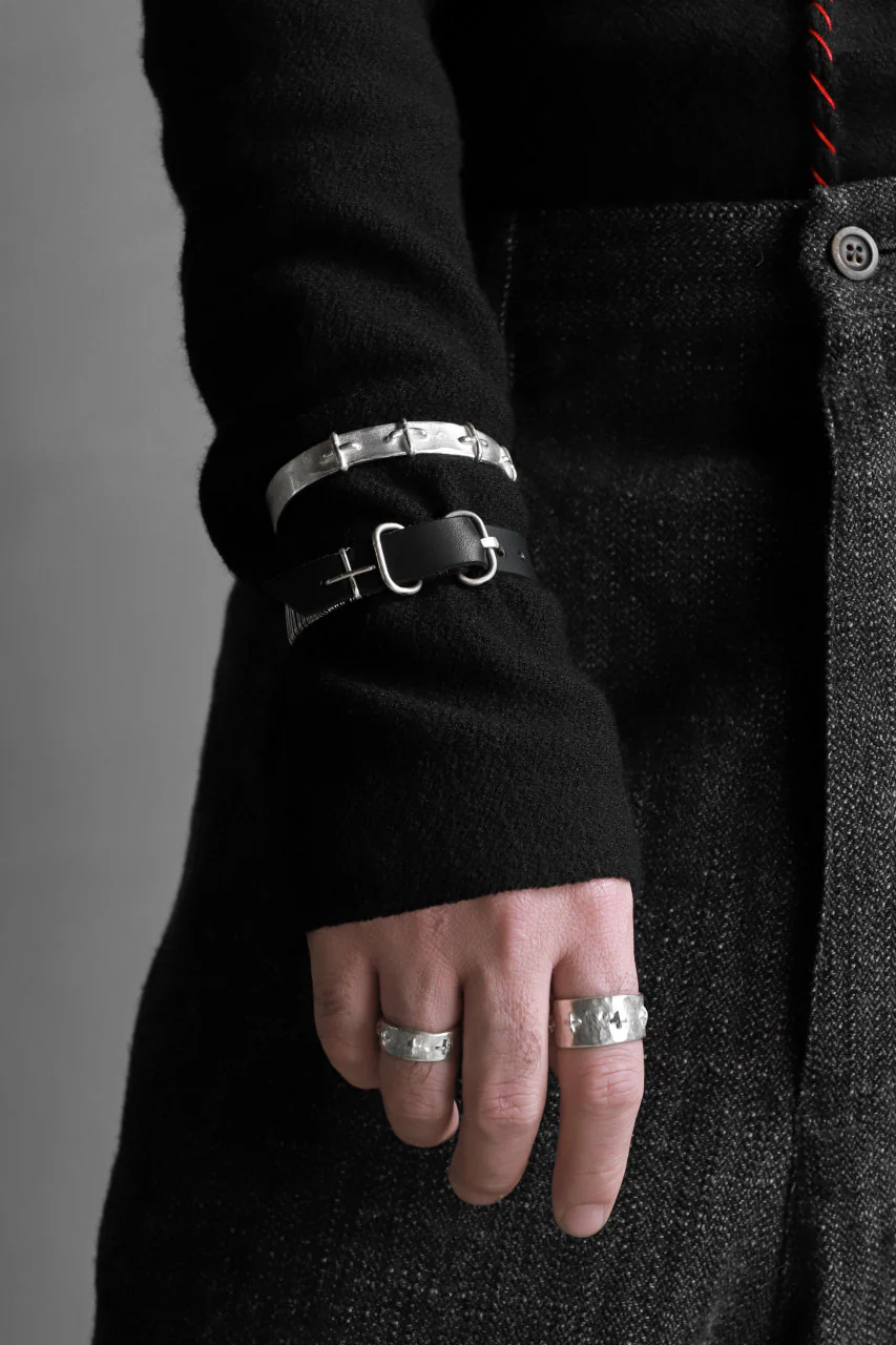 m.a+ thick silver stitched multiple cross ring / AG538/AG (SILVER) - Image 12