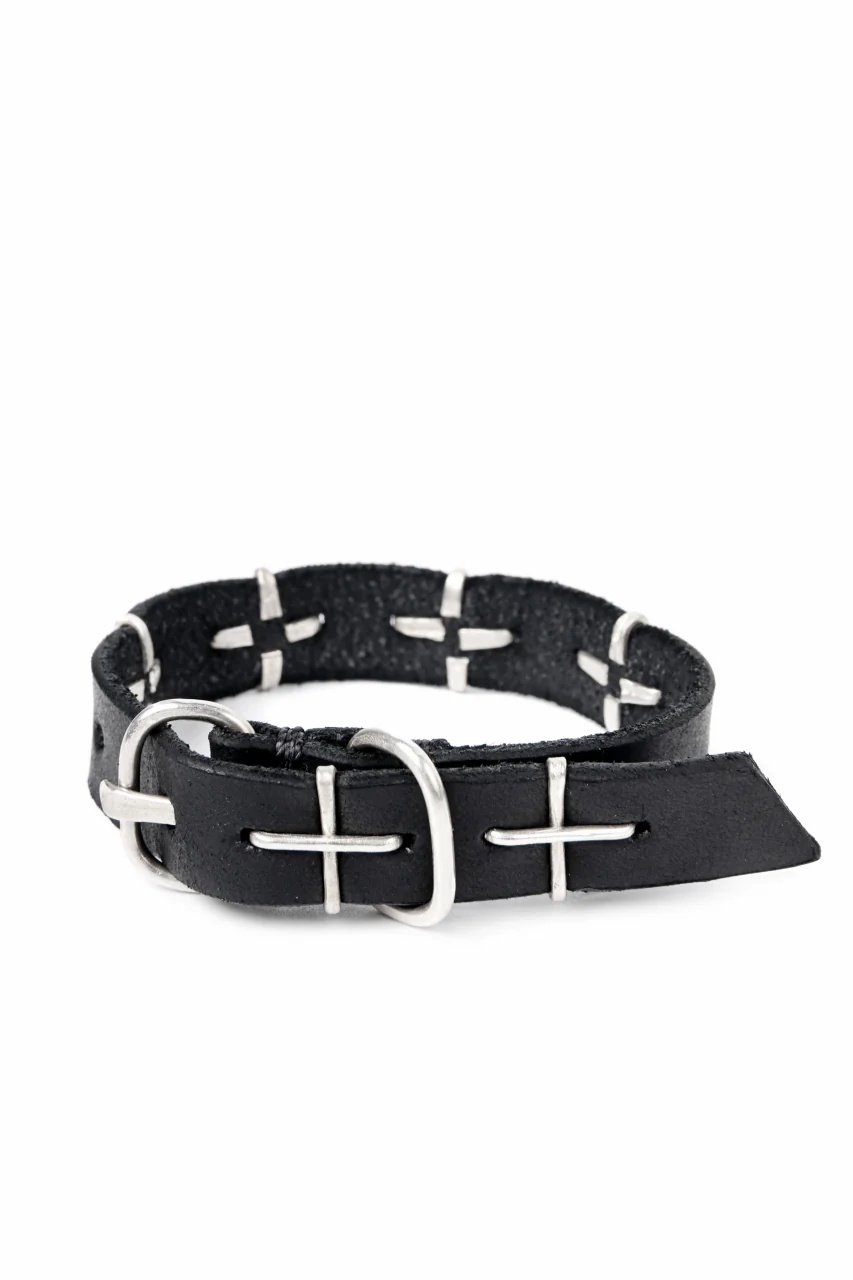 m.a+ thin silver cross studded wrist band / A-F2BL1/GR2,0 (BLACK) - Image 5