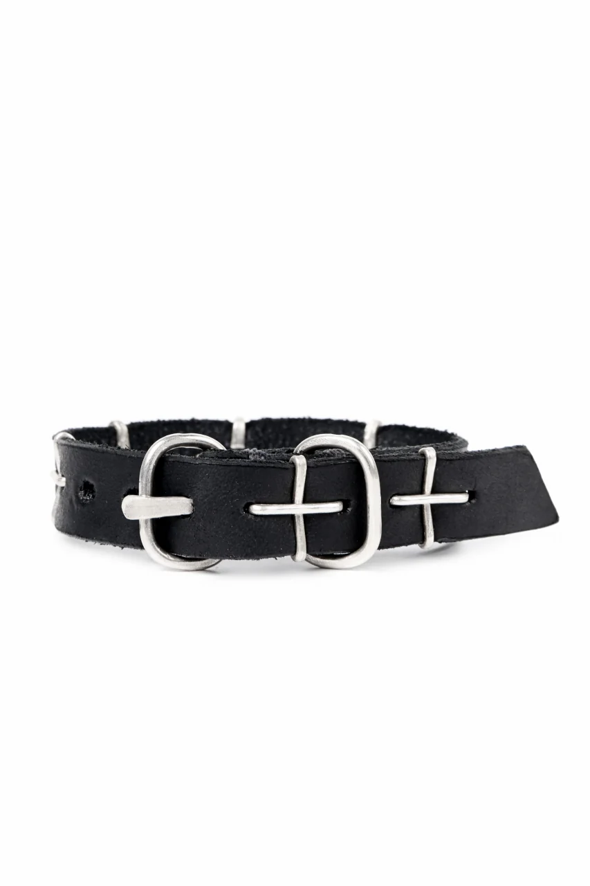 m.a+ thin silver cross studded wrist band / A-F2BL1/GR2,0 (BLACK) - Image 6