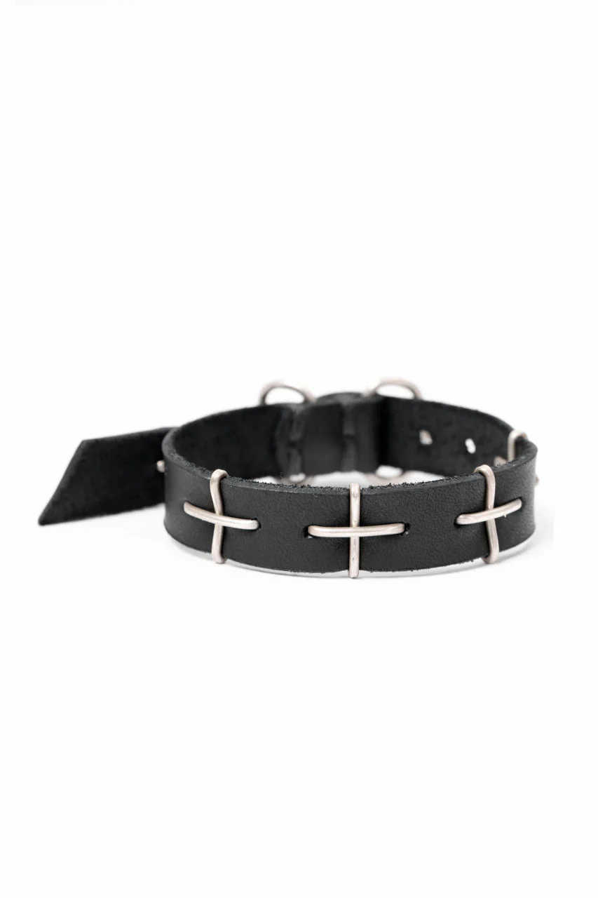 m.a+ thin silver cross studded wrist band / A-F2BL1/GR2,0 (BLACK) - Image 12