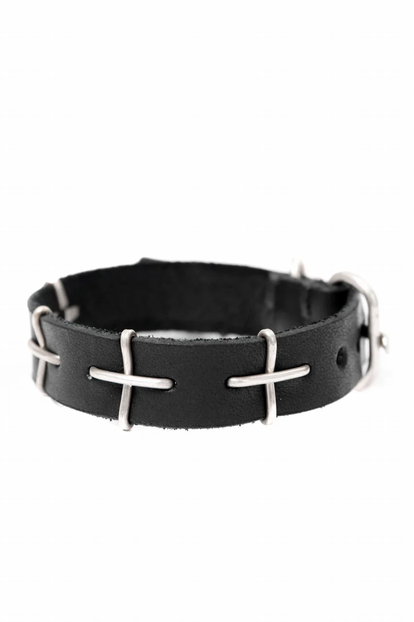 m.a+ thin silver cross studded wrist band / A-F2BL1/GR2,0 (BLACK) - Image 13