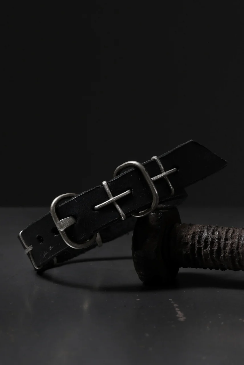 m.a+ thin silver cross studded wrist band / A-F2BL1/GR2,0 (BLACK) - Image 18