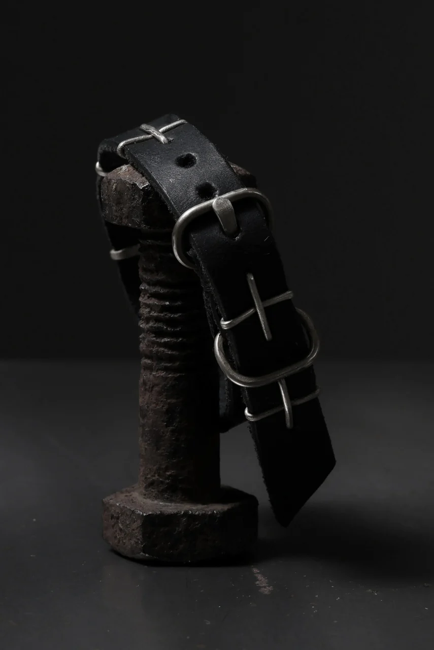 m.a+ thin silver cross studded wrist band / A-F2BL1/GR2,0 (BLACK) - Image 23