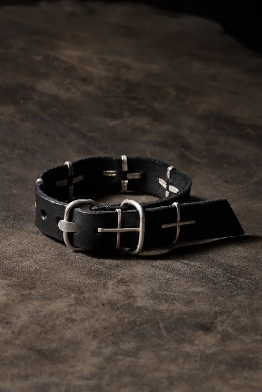 m.a+ thin silver cross studded wrist band / A-F2BL1 GR2,0 (BLACK) - Image 18