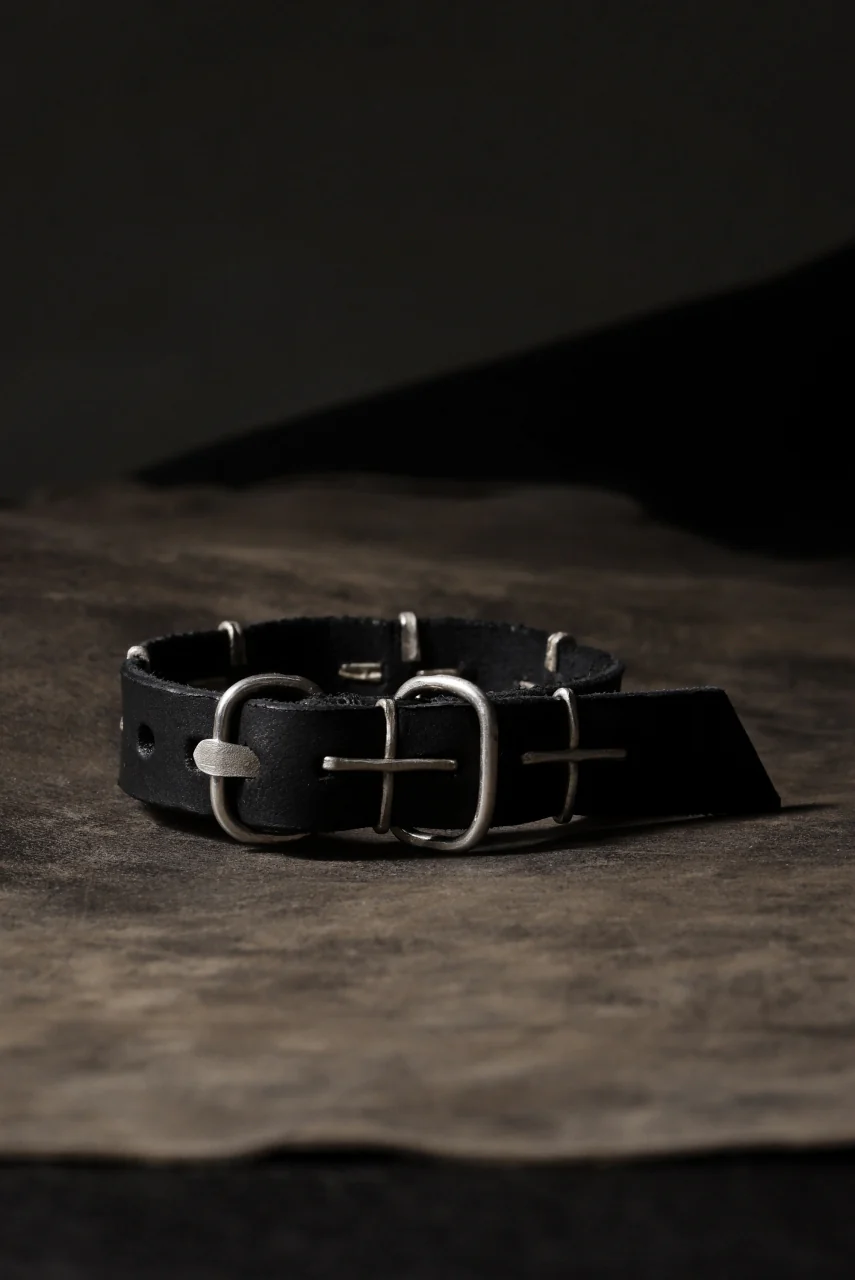 m.a+ thin silver cross studded wrist band / A-F2BL1 GR2,0 (BLACK) - Image 20