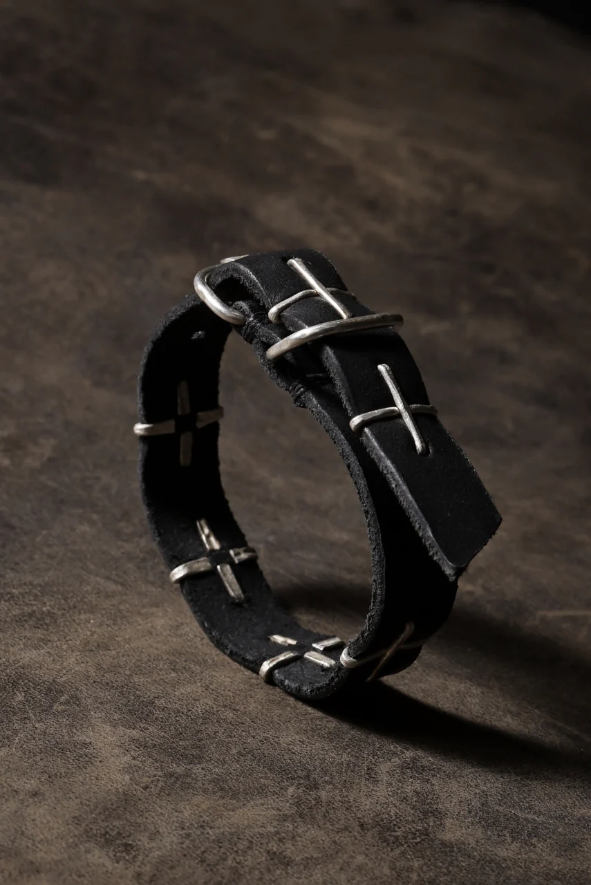 m.a+ thin silver cross studded wrist band / A-F2BL1 GR2,0 (BLACK) - Image 22