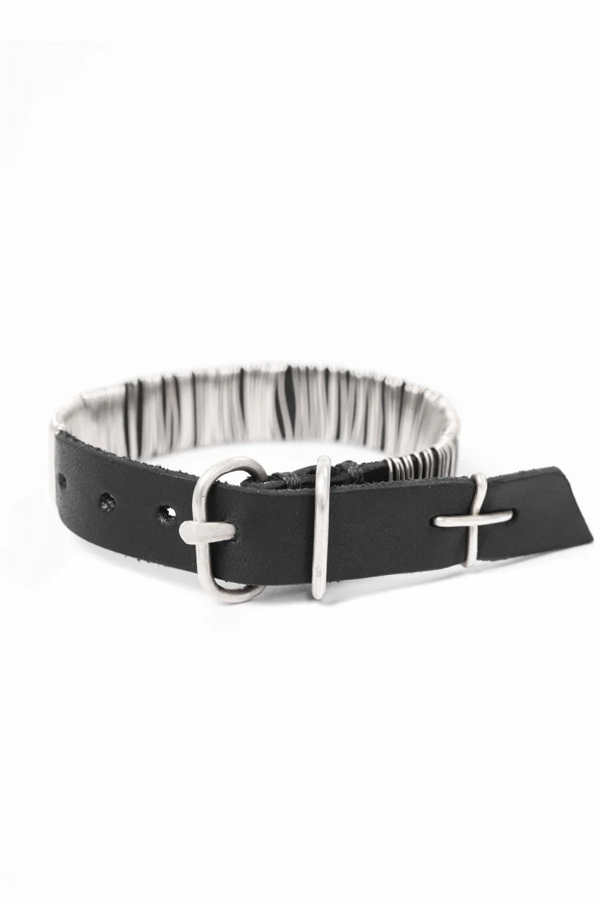 m.a+ thin silver wrapped wrist band / A-F7BL1/ GR2,0 (BLACK) - Image 2