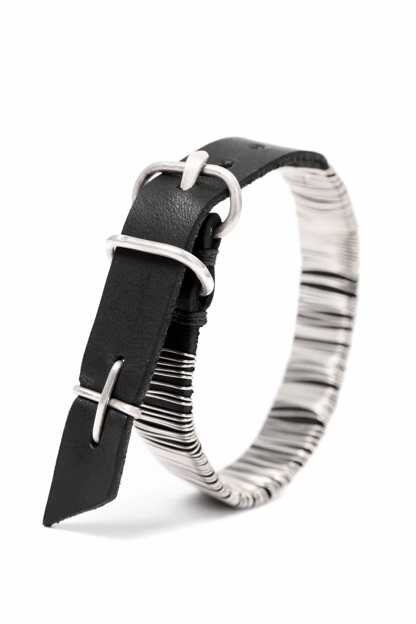m.a+ thin silver wrapped wrist band / A-F7BL1/GR2,0 (BLACK) - Image 3