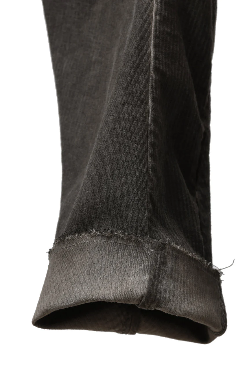 masnada BAGGY GUSSET POCKET PANTS / STRETCH RELIEF STRIPE COTTON (DUST) - Image 15