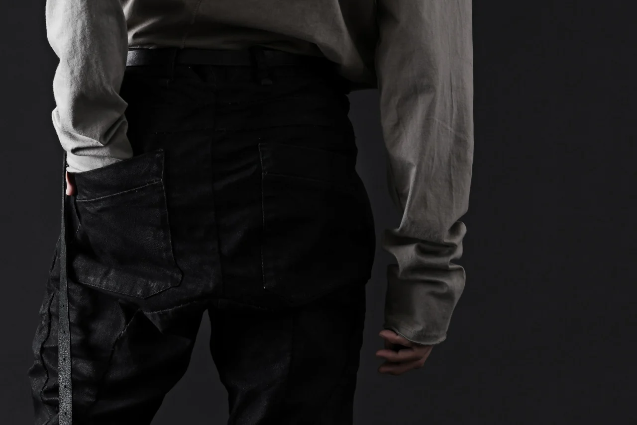 masnada BAGGY SCARRED STRETCH JEANS (SMEARED BLACK) - Image 44