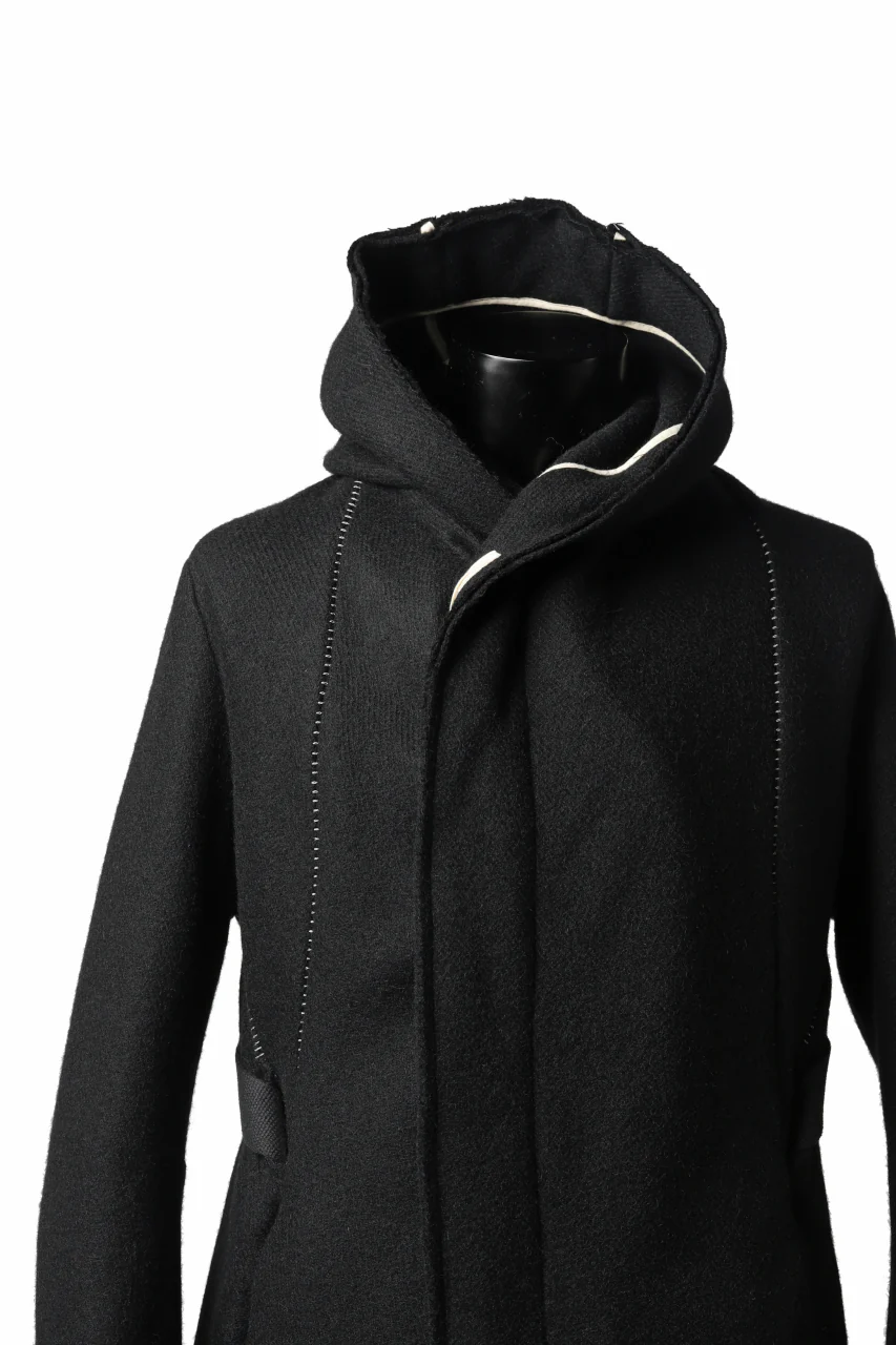 masnada HOODIE WRAP COAT with HARNESS BELT / TWEED LANA INTRECCIATA (BLACK) - Image 14