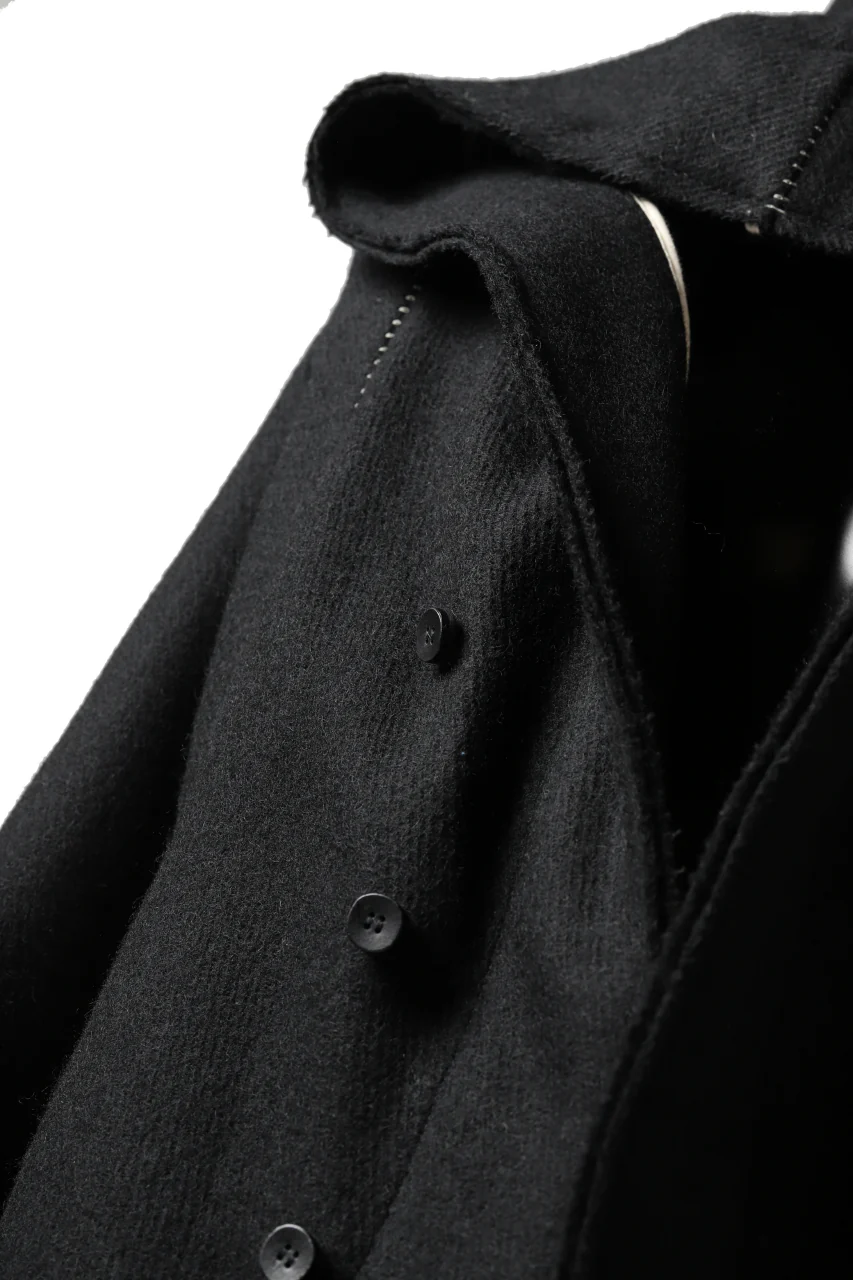 masnada HOODIE WRAP COAT with HARNESS BELT / TWEED LANA INTRECCIATA (BLACK) - Image 27
