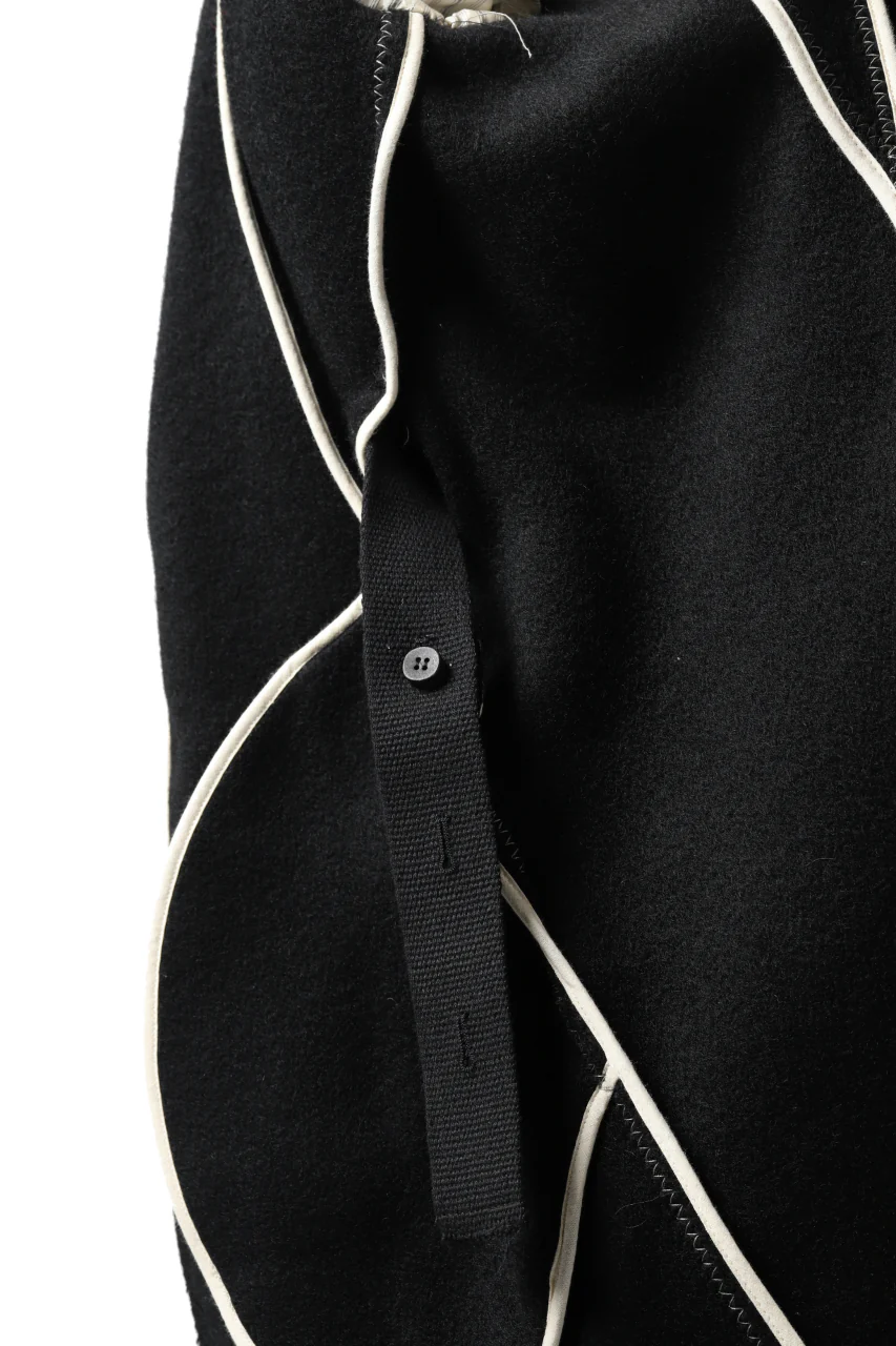 masnada HOODIE WRAP COAT with HARNESS BELT / TWEED LANA INTRECCIATA (BLACK) - Image 28