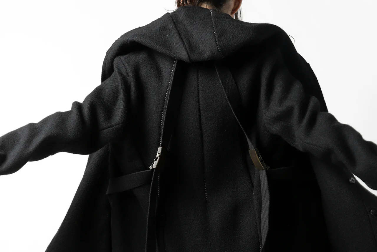 masnada HOODIE WRAP COAT with HARNESS BELT / TWEED LANA INTRECCIATA (BLACK) - Image 31