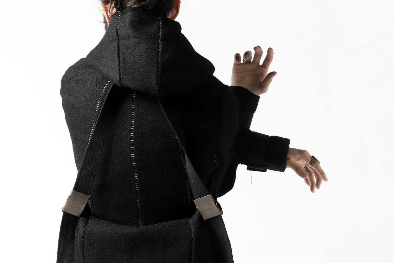 masnada HOODIE WRAP COAT with HARNESS BELT / TWEED LANA INTRECCIATA (BLACK) - Image 32