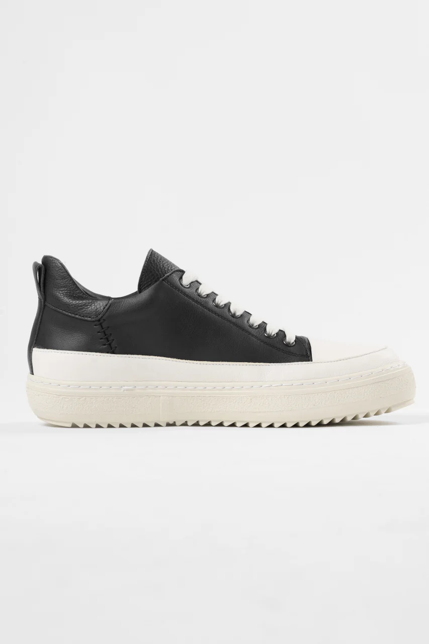 masnada LOW TOP SNEAKER / CALF SKIN LEATHER (BLACK) - Image 16