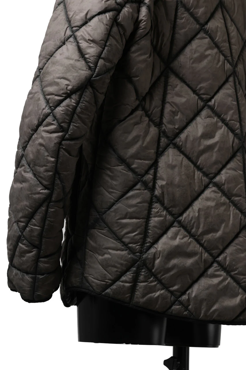 masnada QUILTED HOOD JACKET / OVER STUFFED PAPER NYLON (DUST) - Image 22