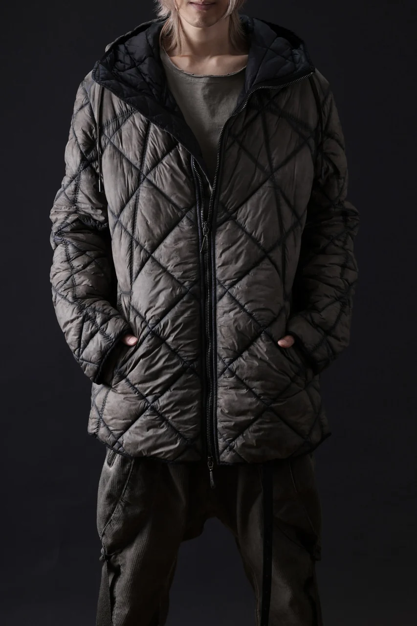 masnada QUILTED HOOD JACKET / OVER STUFFED PAPER NYLON (DUST) - Image 30