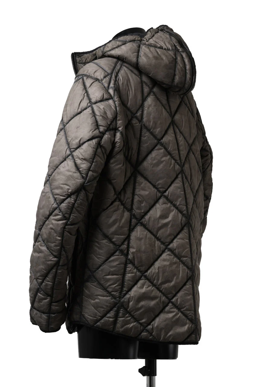 masnada QUILTED HOOD JACKET / OVER STUFFED PAPER NYLON (DUST) - Image 7