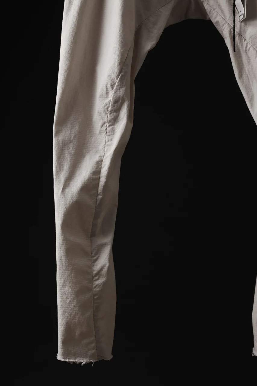 masnada RELAX FLAP POCKET PANTS / STRETCH LIGHT WEIGHT RIPSTOP (MOON) - Image 6