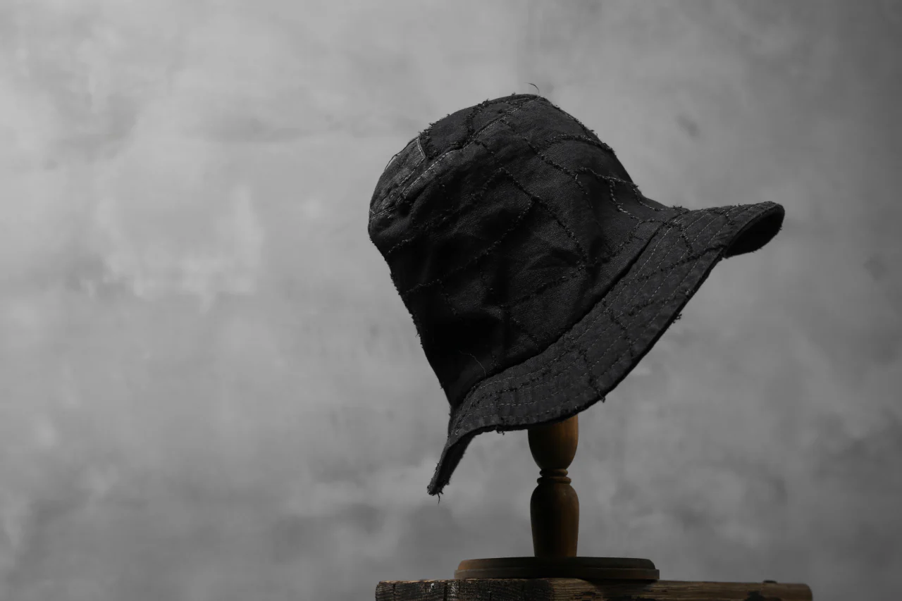 masnada SALVAGE BUCKET HAT /NEEDLED COTTON LINEN (BLACK) - Image 19