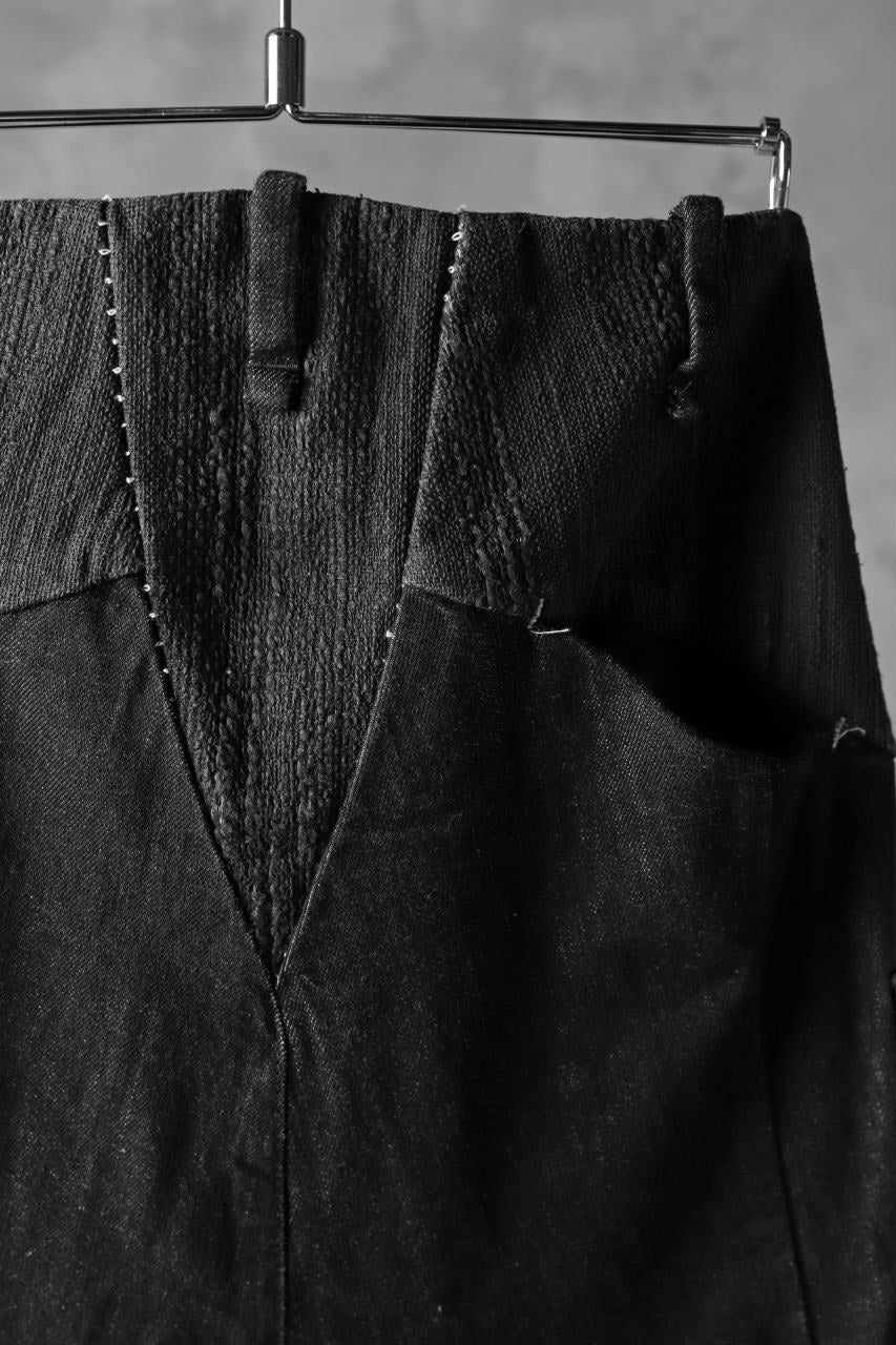 masnada  SCAR STITCHED CARGO POCKET JODHPURS PANT / CONTRAST DENIM (BLACK) - Image 17
