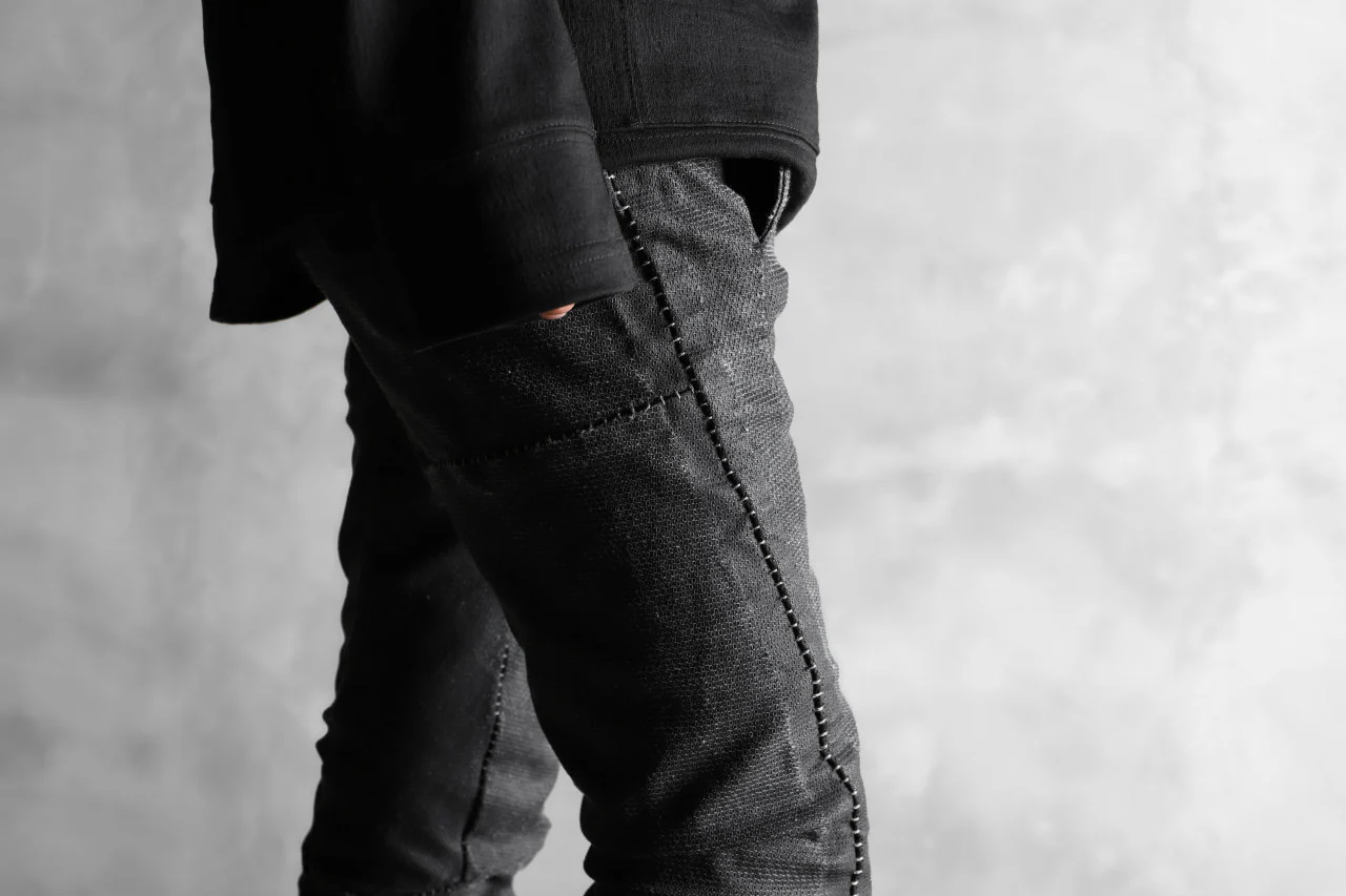 masnada SCAR STITCHED LINE SKINNY PANT / WASHED RESIN-COAT DENIM (WASHED BLACK) - Image 23