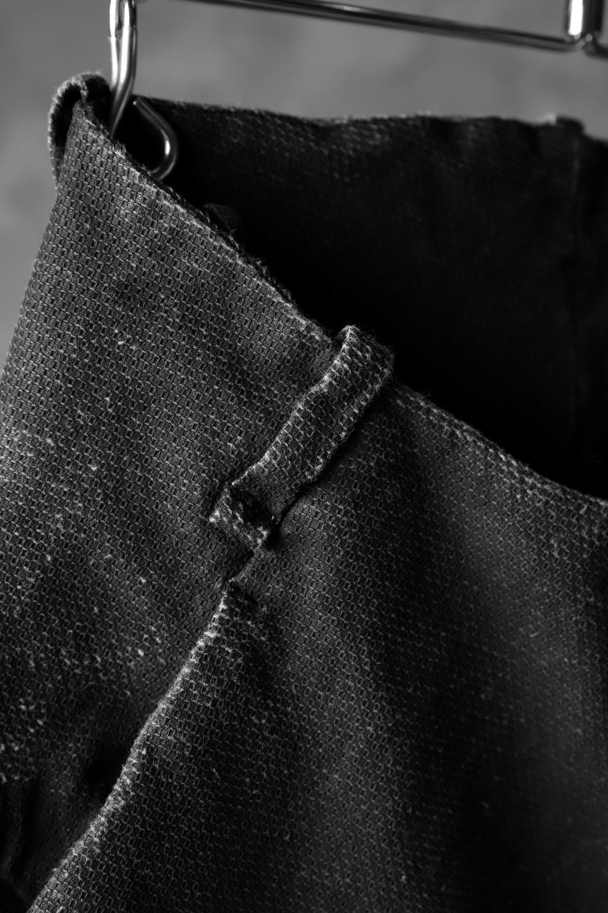 masnada SCAR STITCHED SLIM CURVE PANT / WASHED RESIN-COAT DENIM (WASHED BLACK) - Image 6