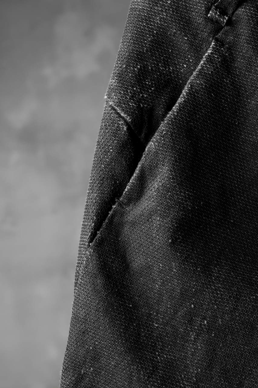masnada SCAR STITCHED SLIM CURVE PANT / WASHED RESIN-COAT DENIM (WASHED BLACK) - Image 7