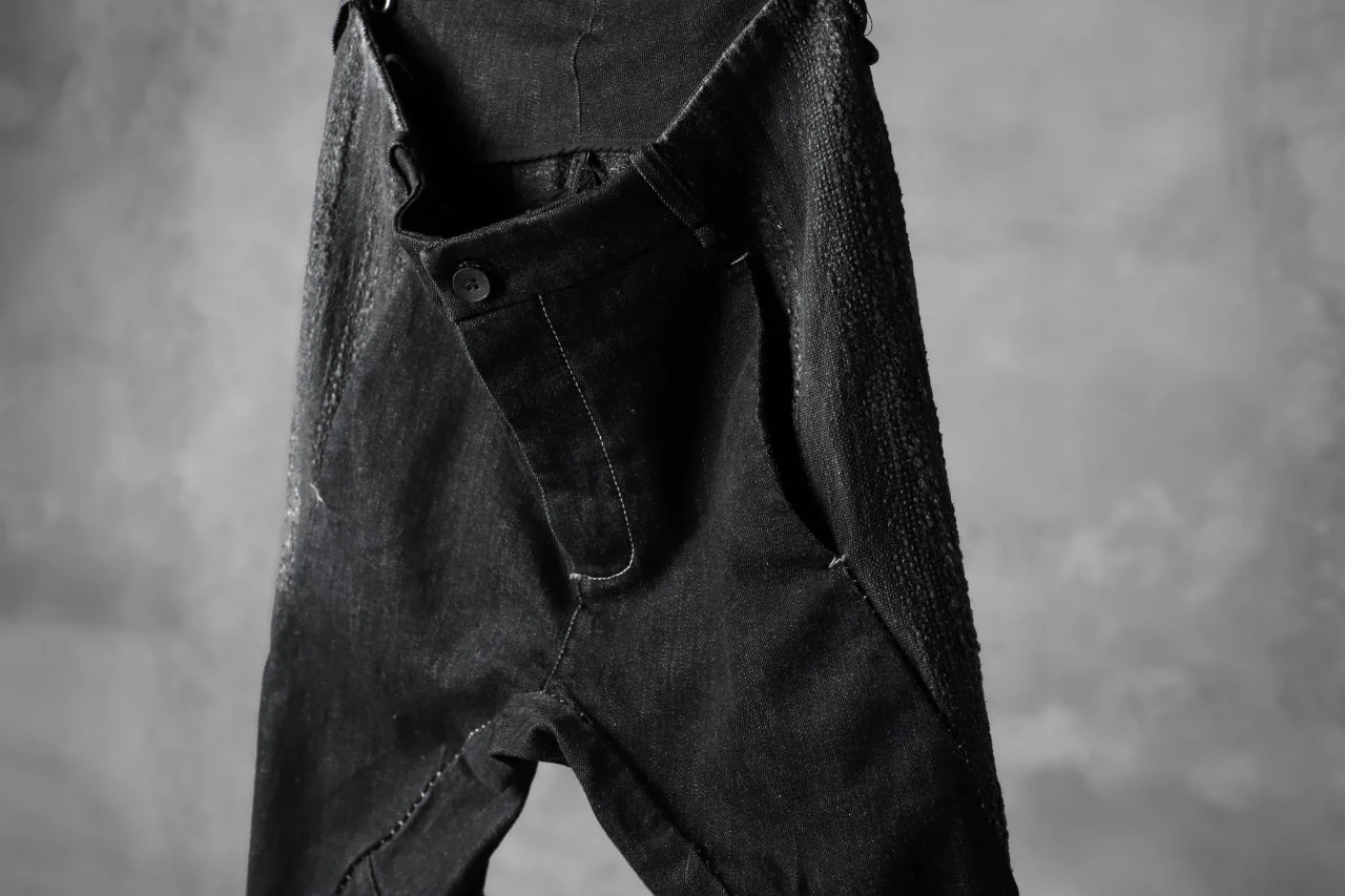 masnada SCAR STITCHED TWIST SKINNY PANT / CONTRAST DENIM (BLACK) - Image 20